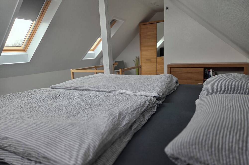 Ganze Wohnung, Ferienwohnung in Wilhelmshaven – ruhig, modern, ideal für Ausflüge in Rüstersiel, Wilhelmshaven