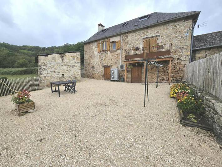 Location de vacances pour 6 personnes, avec jardin à Saint-Cernin-de-Larche - 3