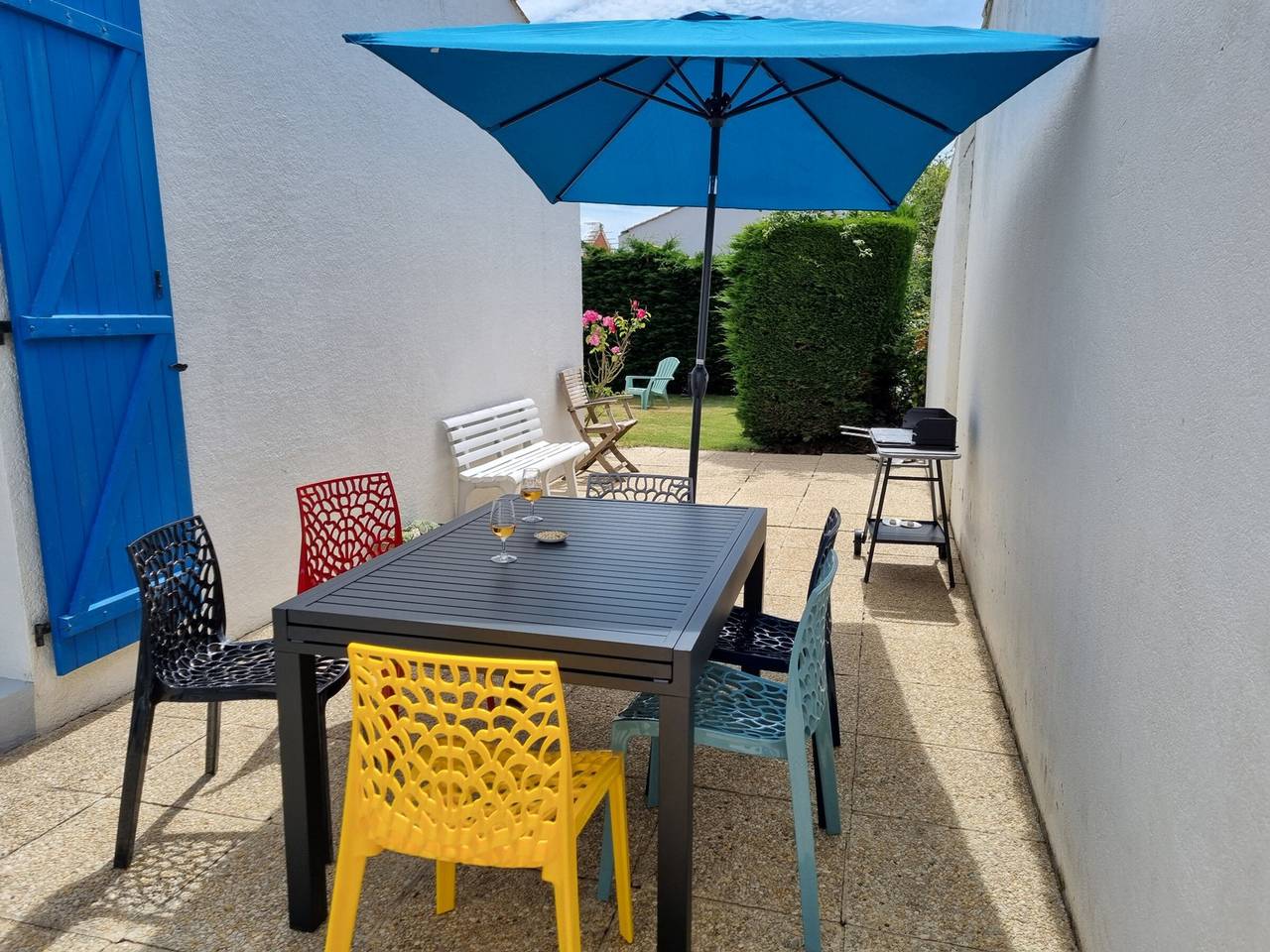 Maison 3 chambres au calme avec jardin clos, terrasse et parking, à 4km de la plage des Sables d'Olonne in Château-d'Olonne, Vendée