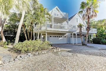 Vacation Rental for 6 Guests in Holmes Beach, Anna Maria Island, Picture 1
