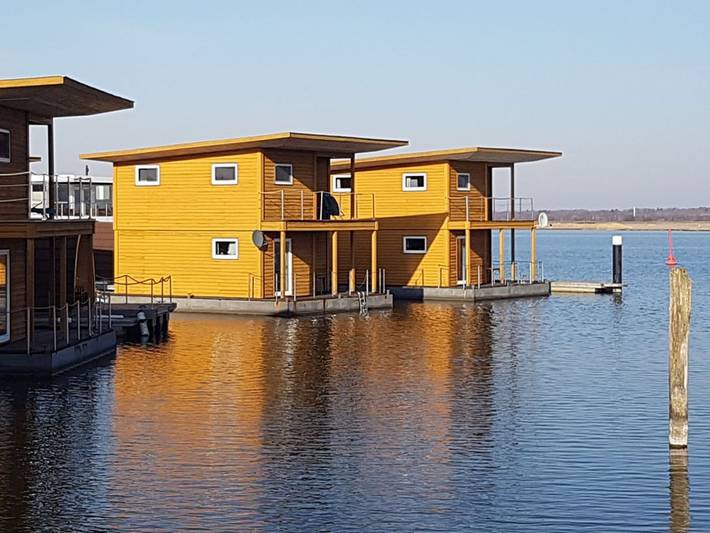 Ferienhaus für 6 Personen, mit Seeblick und Terrasse, mit Haustier in Kröslin