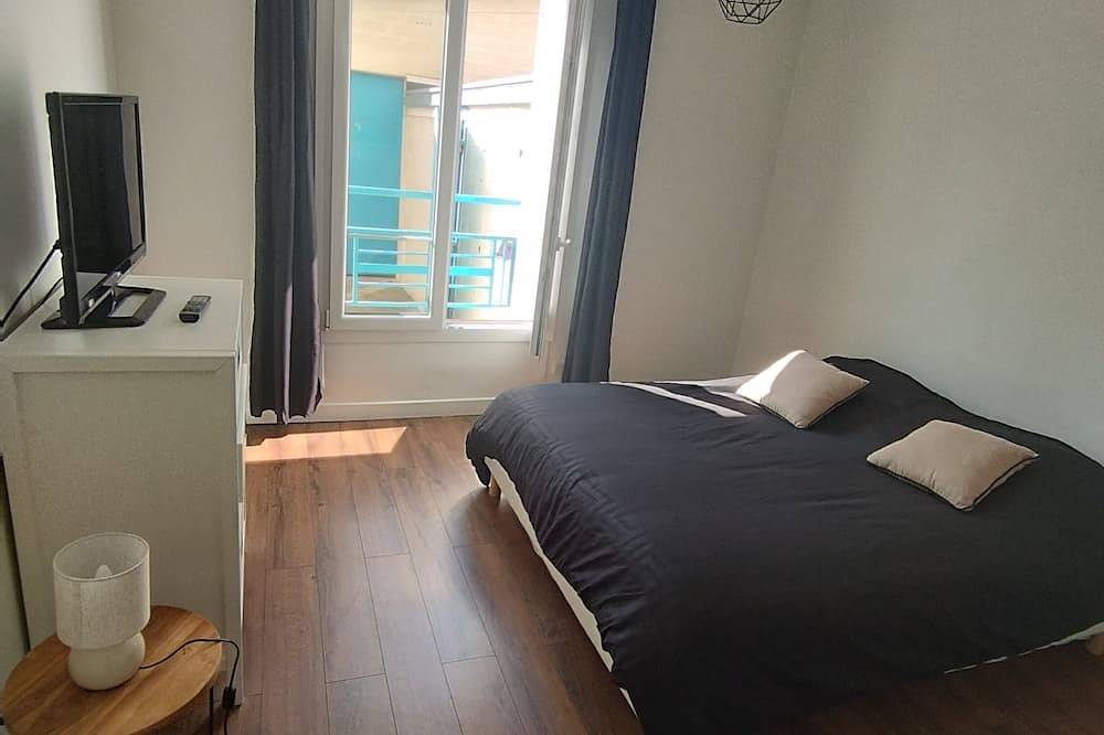 Appartement entier, Appartement moderne avec cour extérieure F3 59m2 Villemomble in Villemomble, Seine-Saint-Denis