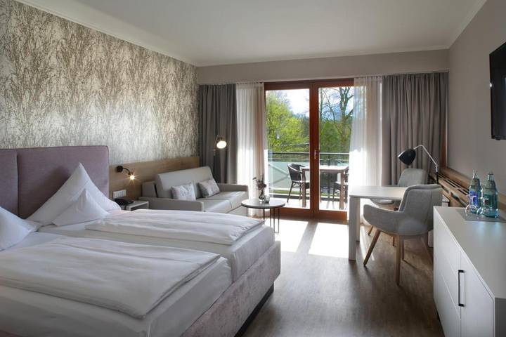 Hotel, mit Terrasse und Whirlpool sowie Garten und Pool in Datteln - 3