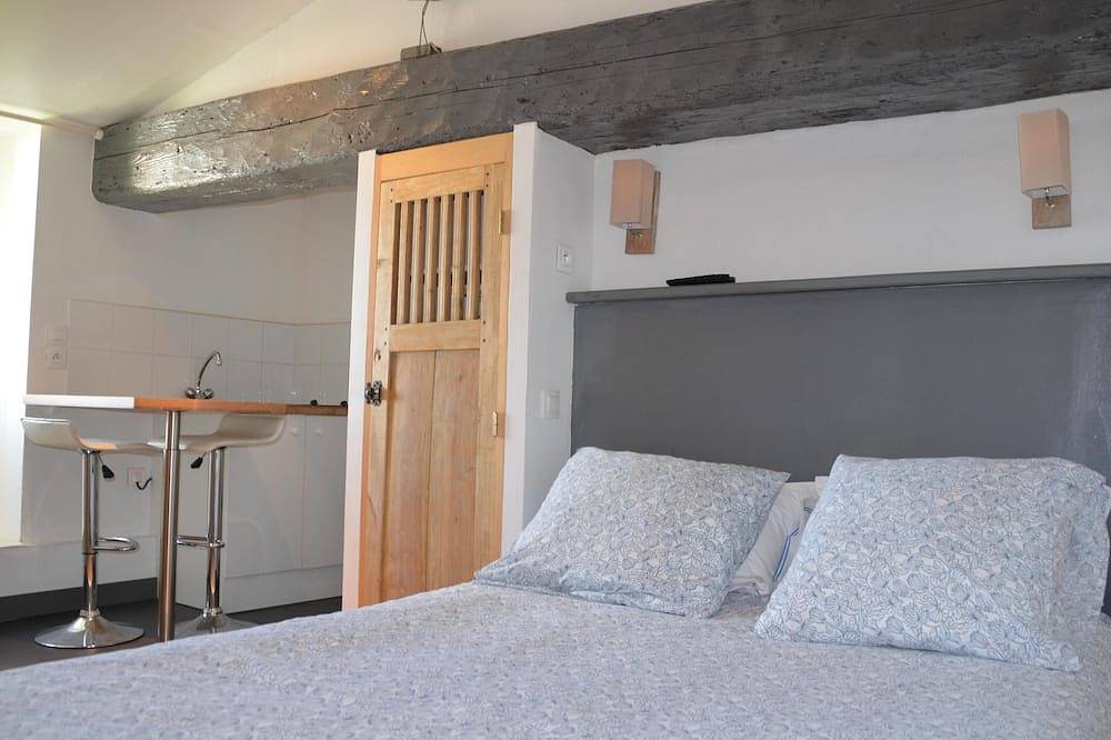 Appartement entier, Studio-Salle d'eau - Vue sur Port in La Flotte, Région de La Rochelle