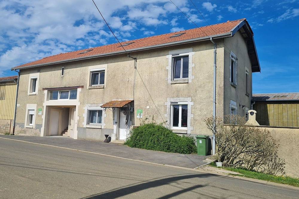 Familienfreundliches Gîte mit Terrasse, nahe Bauernhof & Sehenswürdigkeiten in Lironville, Toul