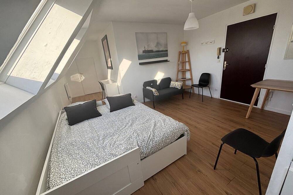 Entire apartment, Le Cocon Douaisien, studio in Douai, Department Nord