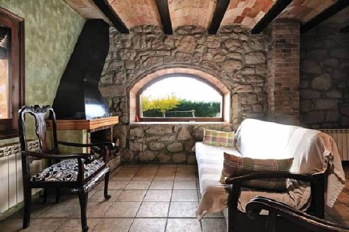 Casa rural para 6 personas, con piscina y jardín - 1