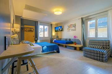 Hôtel pour 4 personnes, avec terrasse, animaux acceptés à Barcelonnette
