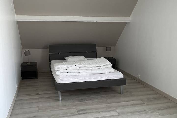 Location de vacances pour 15 personnes, avec jardin à Vadencourt - 3