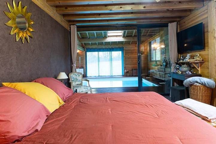 Gîte pour 10 personnes, avec piscine à Ceyzériat - 2