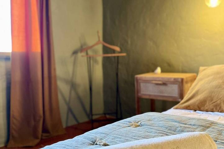 Location de vacances pour 6 personnes, avec terrasse, animaux acceptés à Villes-sur-Auzon - 2