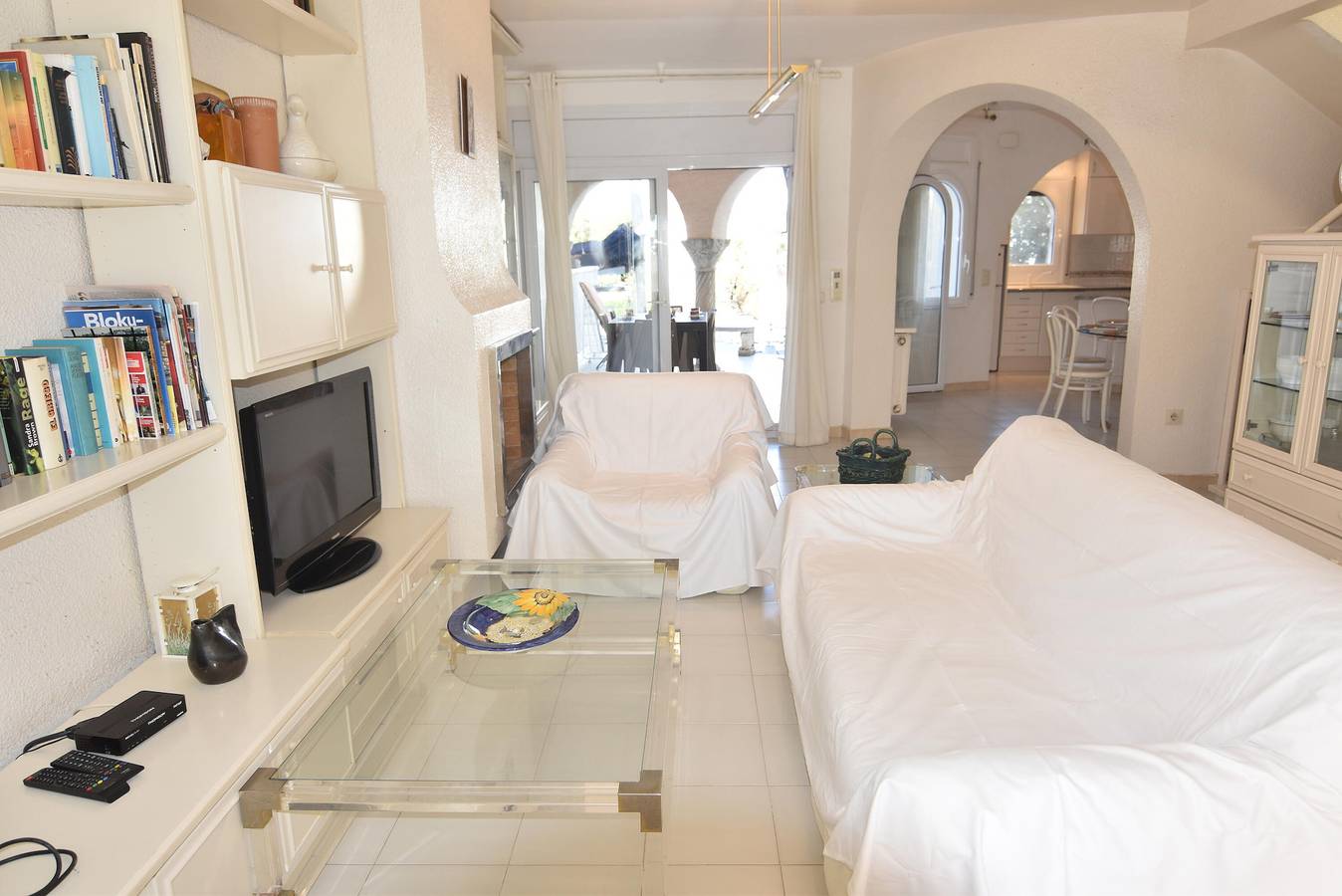 Location de vacances à Empuriabrava, Costa Brava : Charmante villa à côté de la plage de La Rubina, parfaite pour les familles jusqu'à 6 personnes. in Empuriabrava, Haut-Ampurdan