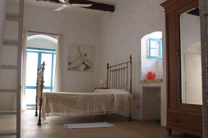 Location de vacances pour 6 personnes, avec terrasse et piscine ainsi que vue et jardin dans Zebbug - 4