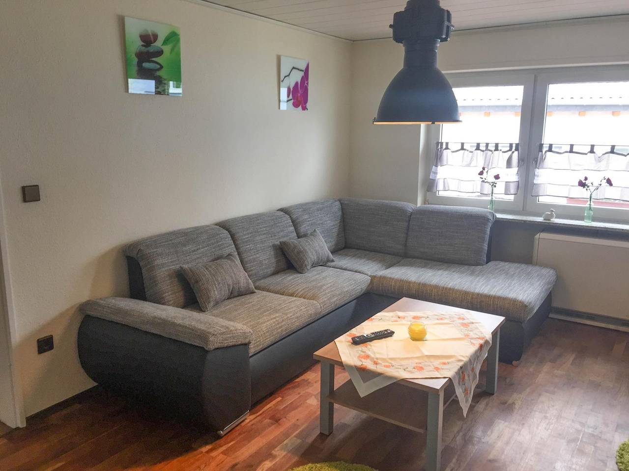 Ruime vakantiewoning met grote omheinde tuin in Buch, Hunsrück