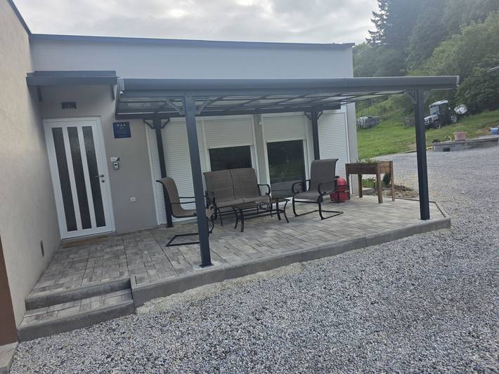 Vacation Home Rose - Holiday Home with Terrace in Kutjevo, Pozega-Slawonien