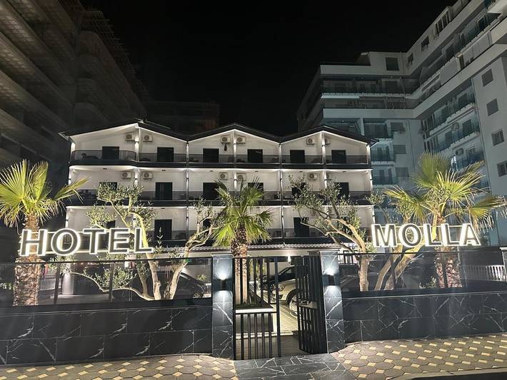 Hôtel pour 3 personnes, avec jardin ainsi que vue et balcon