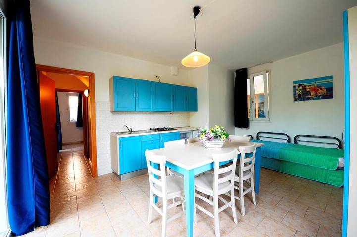 Ferienwohnung für 6 Personen, mit Terrasse und Garten sowie Pool in Peschiera del Garda - 3