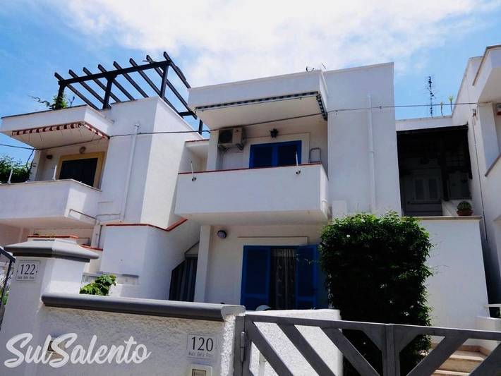 Gîte pour 6 personnes, avec terrasse, animaux acceptés à Lido Marini - 2