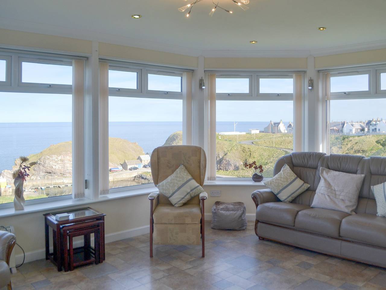 Seabreezes - Uk30690 in Portknockie, Moray