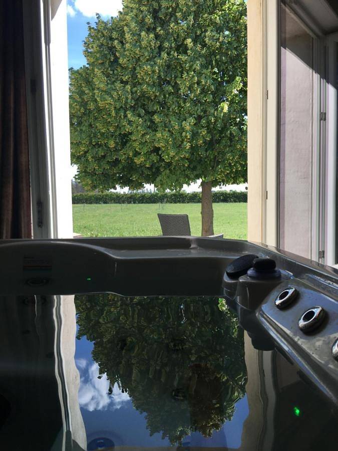 Deluxe Double Room in Meynes, Région de Nîmes