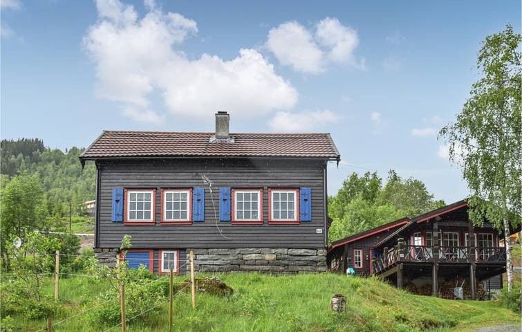 Ferienhaus für 14 Personen, mit Terrasse und Garten in Voss