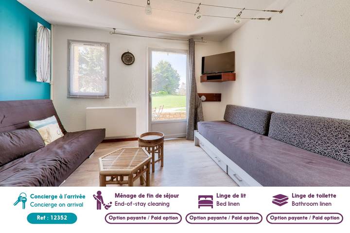 Gîte pour 5 personnes, avec terrasse dans Kerjouanno - 2