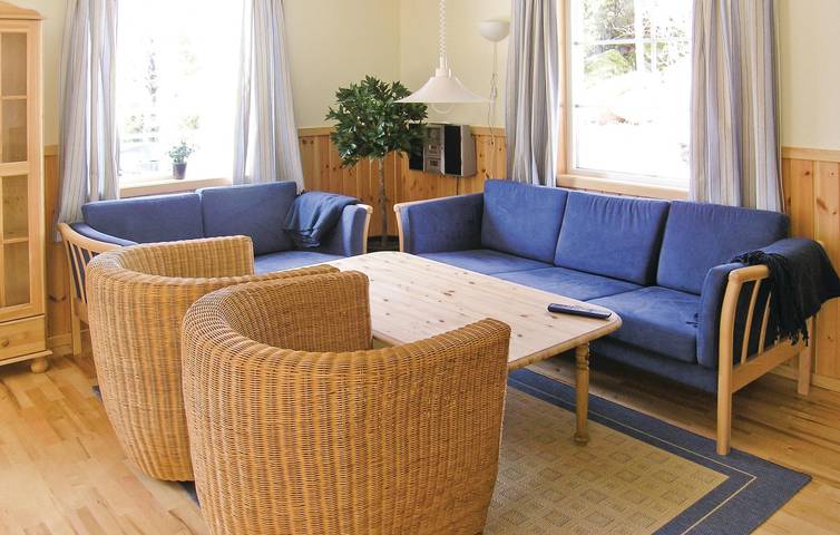 Ferienhaus für 8 Personen, mit Terrasse und Whirlpool sowie Sauna in Tanum - 3