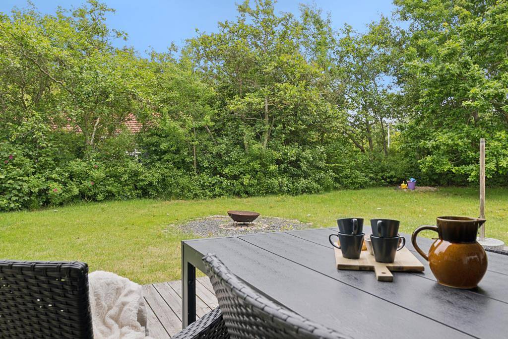 Family-friendly holiday home with large garden, fire pit and sauna near the fjord in Ulfborg, Nissumfjorden