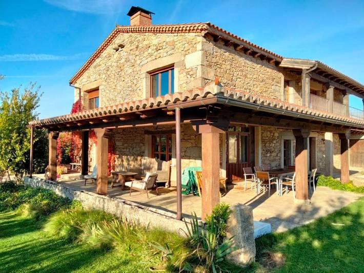 Chalet para 17 personas, con Balcón y Terraza además de Jardín y Piscina en Parque Natural de las Arribes del Duero - 2