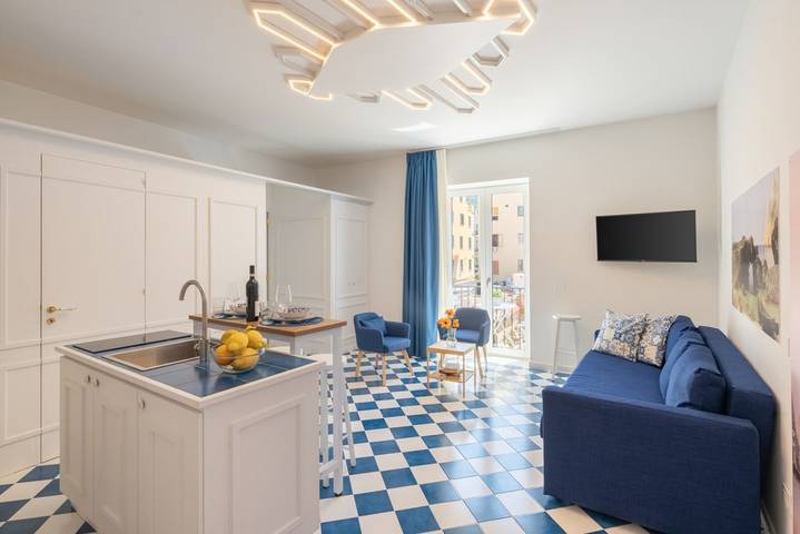 Appartamento intero, Appartamento vacanze per 6 persone con balcone/terrazza in Sorrento, Sorrento Coast