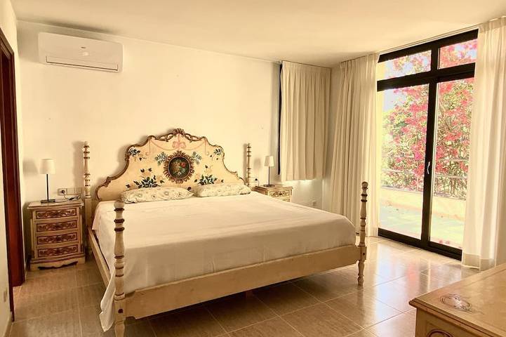 Large house with private pool and garden n Begur for 12 guests in sa Tuna, Begur