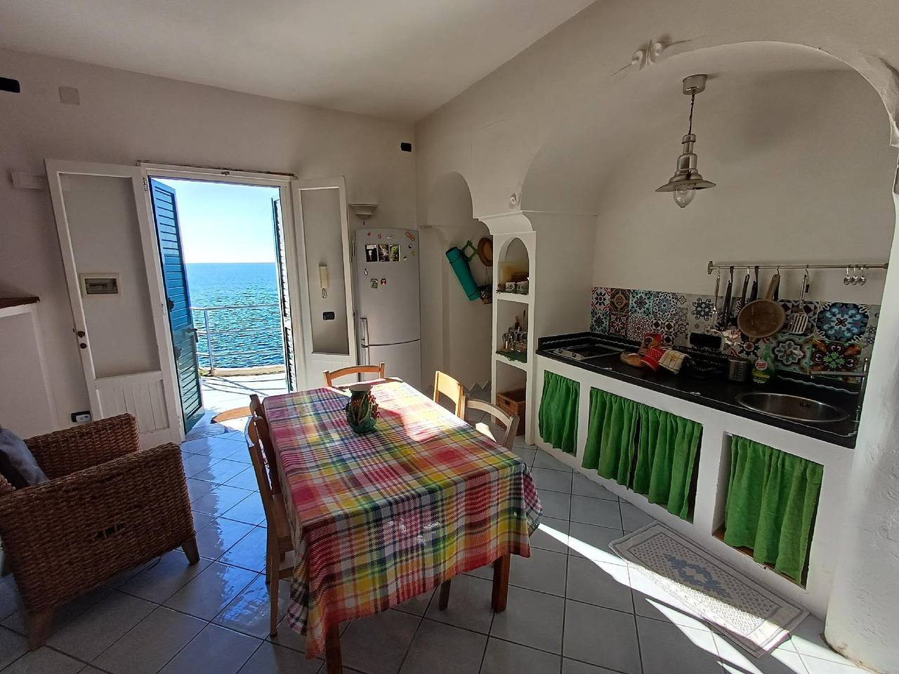 Villa mit Blick auf das Meer an der Amalfiküste in Furore, Amalfiküste