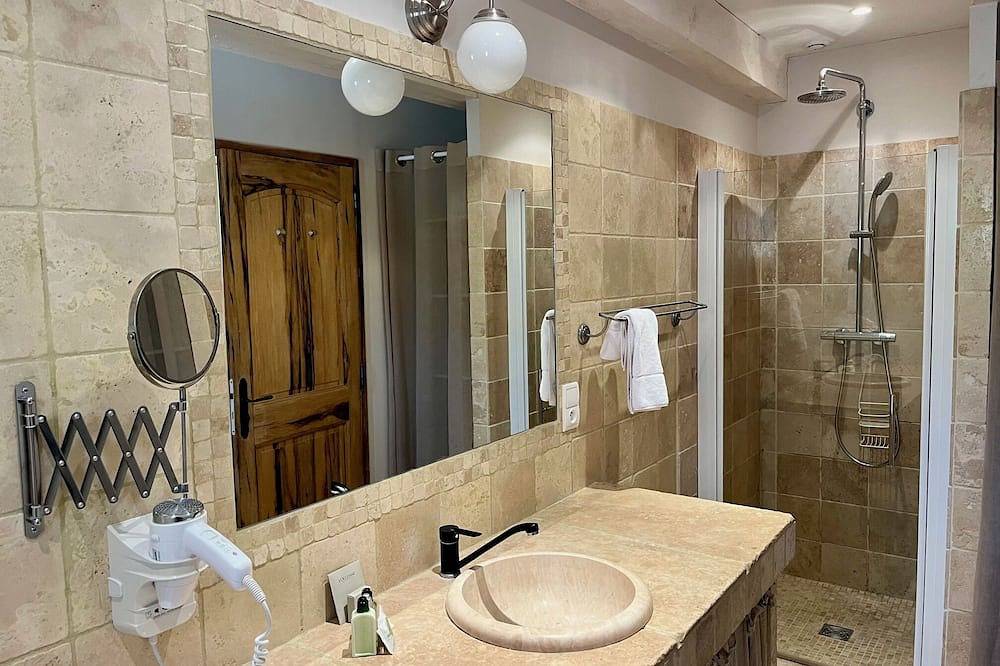 Luberon, Forcalquier Schöne Villa Mit Hotel- Und Spa-Service in Forcalquier, Regionaler Naturpark Luberon