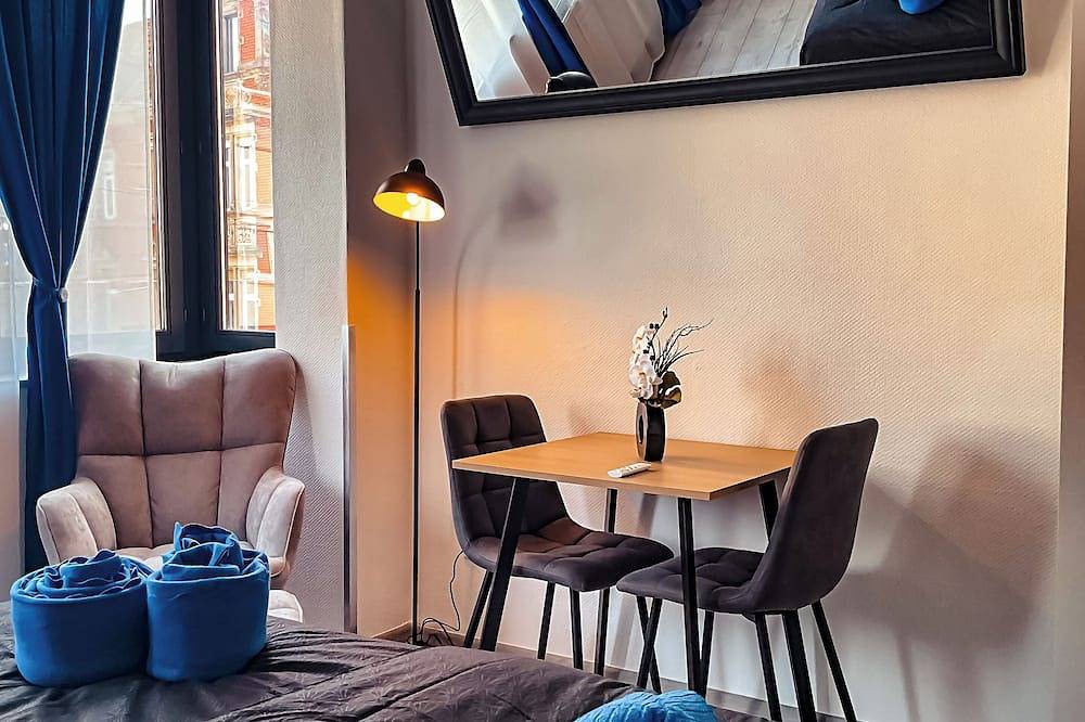 Ganze Wohnung, Charmantes Studio Appartementsim Zentrum von Saarbrücken in One Beach, Saarbrücken