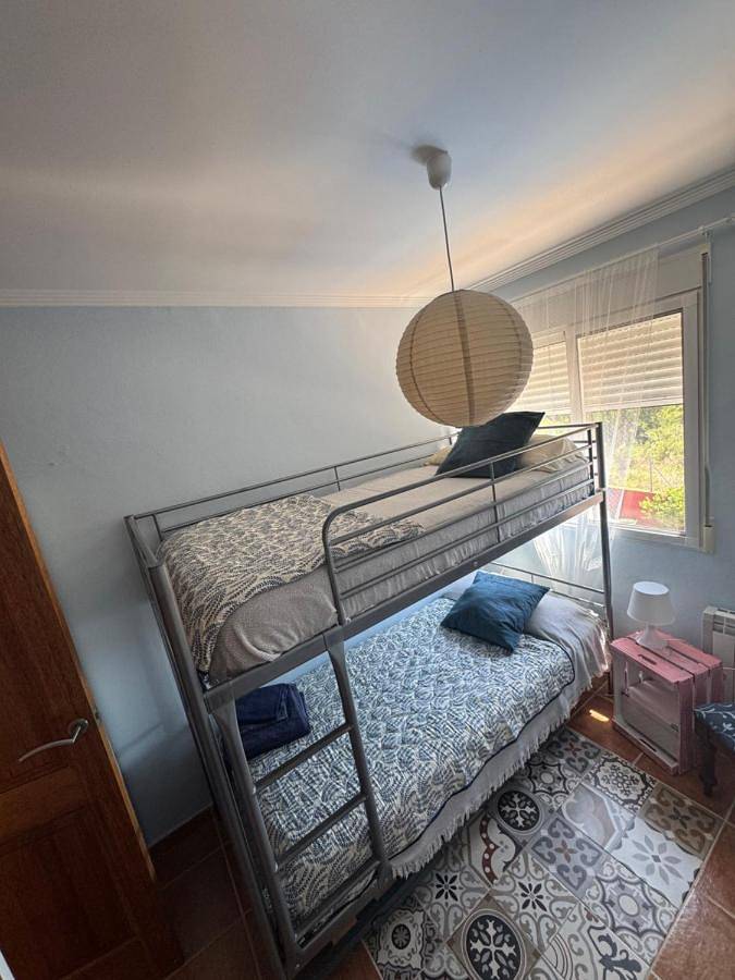 Location de vacances pour 6 personnes, avec piscine et jardin à Monserrat - 4