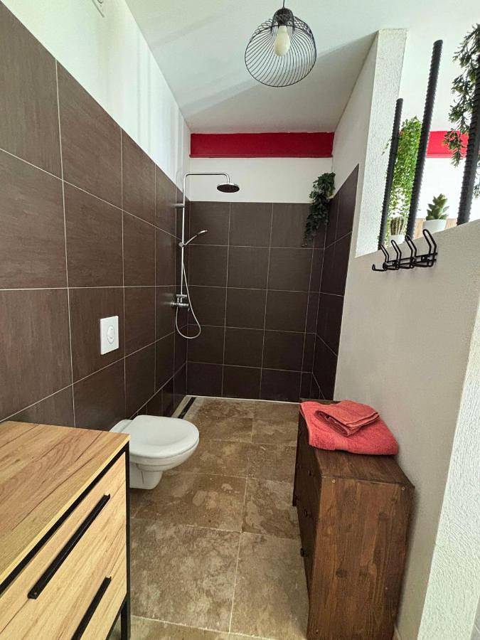 Chambre d’hôte pour 2 personnes, avec jardin et terrasse à Hyeres - 3