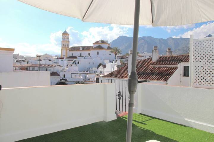 Holiday home for 8 people, with terrace in Marbella Centre