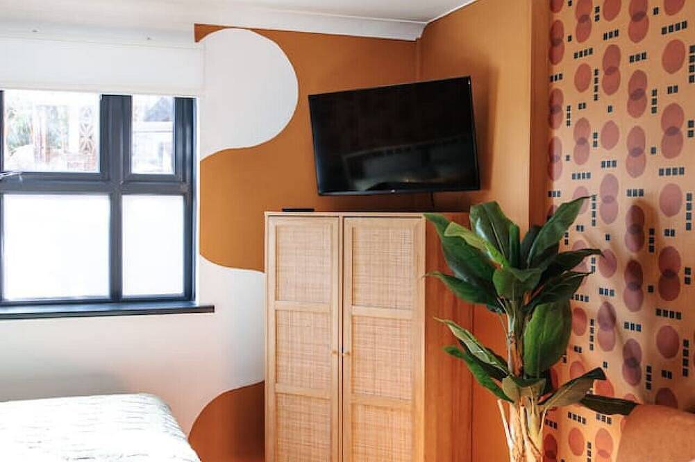 Entire apartment, Guest Studio for 2 I Private I Self Contained I Near Cardiff in Penarth, Cardiff