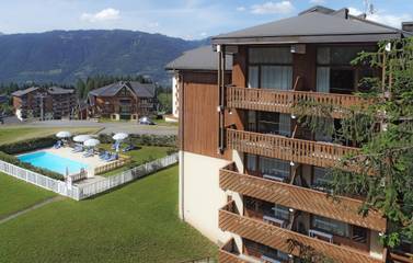 Location De Vacances pour 8 Personnes dans Station de Morillon, Morillon, Photo 4