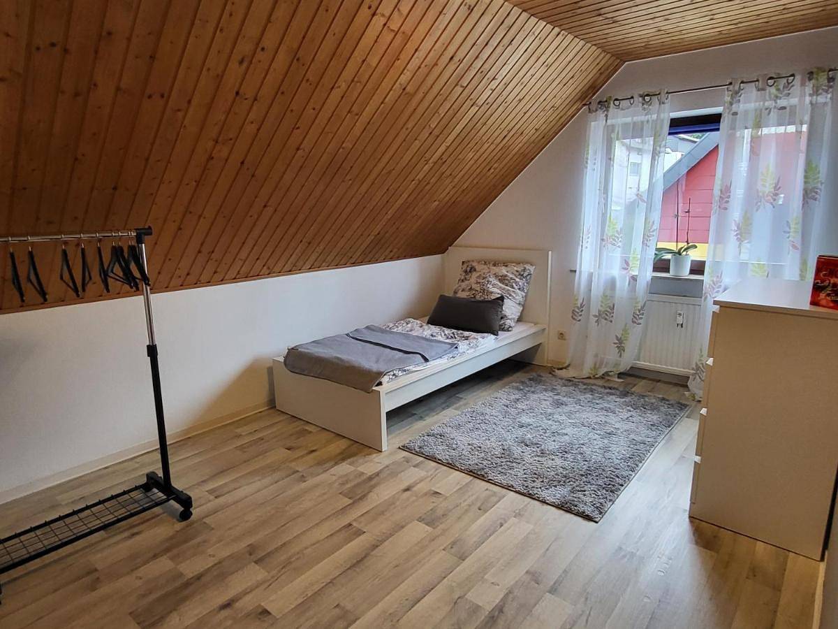 Entire apartment, Ferienwohnung Weitblick Uninah in Homburg, Saarpfalz region