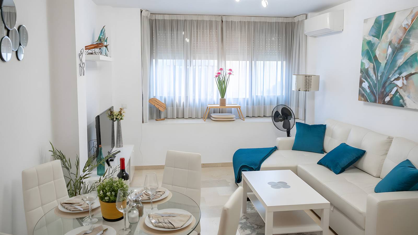 Apartamento entero, Apartamento '216 Central La Cala' con Wi-Fi y Aire Acondicionado in La Cala de Mijas, Mijas