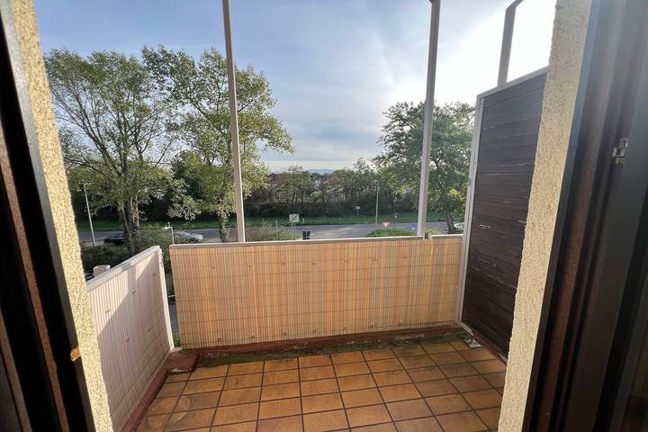 Ganze Ferienwohnung, Schönes Apartment mit Balkon in Mannheim Nahe Rheinauer See 2. Og in Mannheim, Rheinebene