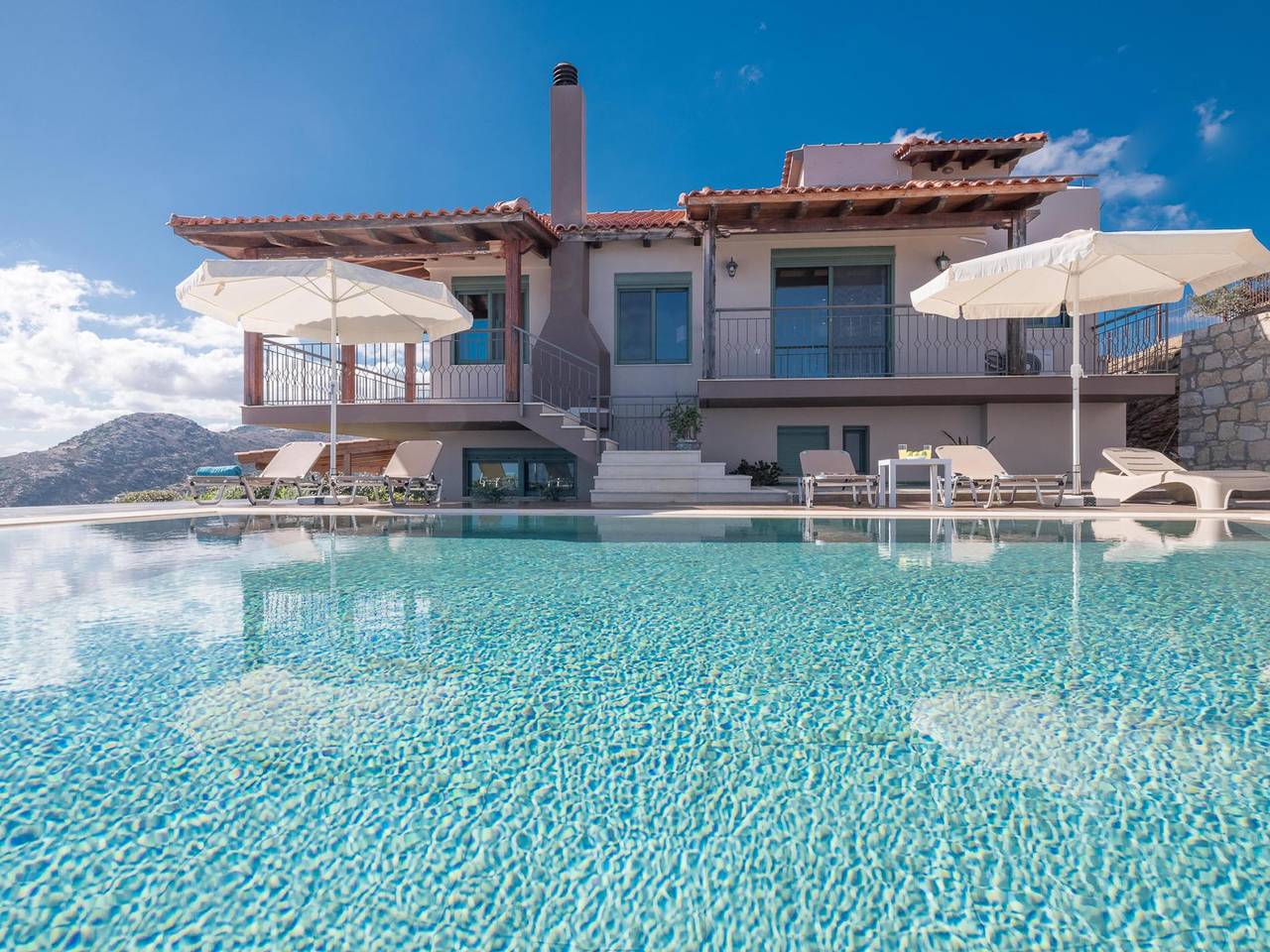 Villa Eolos with private pool in Agia Pelagia, Αχλάδα
