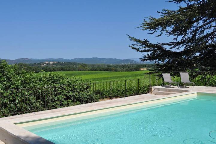 Agriturismo pour 4 personnes, avec terrasse et piscine