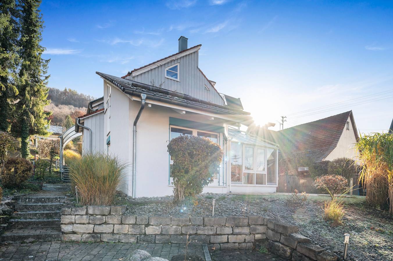 Großzügige Villa 'Encanto' mit 4 Sz, Terasse, Wintergarten und vielen Aktivitäten in Albstadt, Neckar-Alb