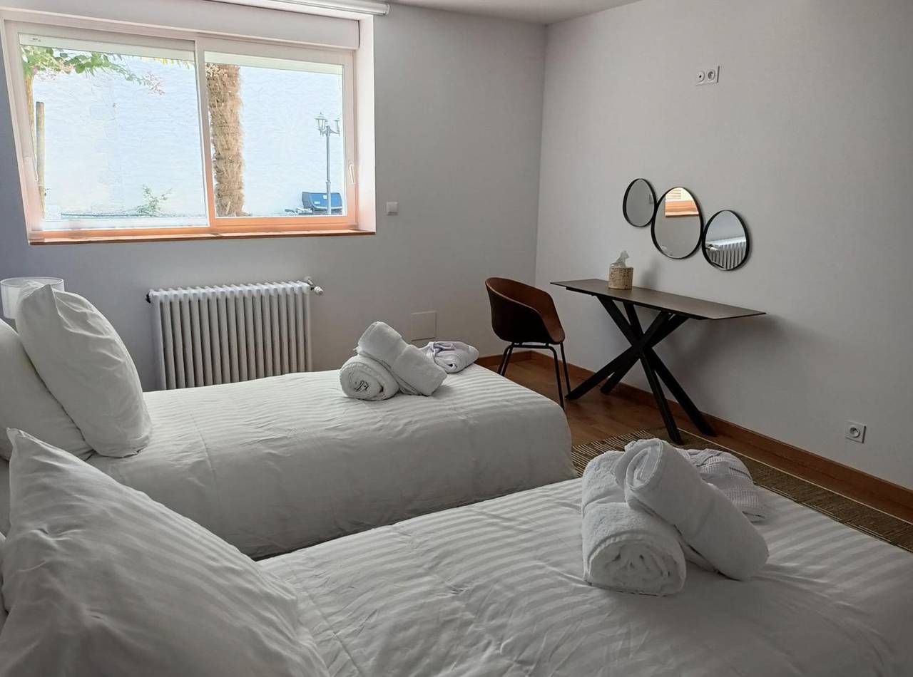 Maison d'hôtes 'Chambre' avec terrasse privée, jardin partagé et Wi-Fi in Eymet, Périgord Pourpre