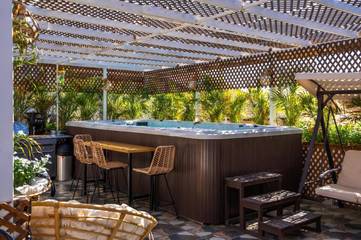 Cottage pour 4 personnes, avec jacuzzi ainsi que balcon et piscine à Eilat
