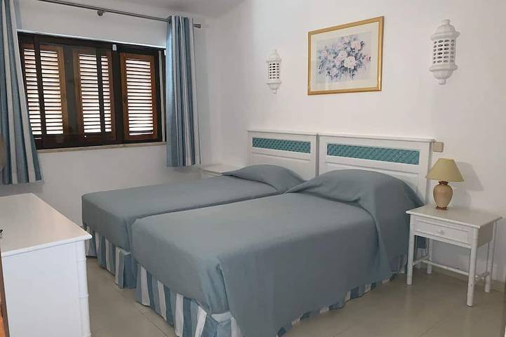 Geräumige Villa mit privatem Pool und Meerblick perfekt für Familien neue Badezimmer in Carvoeiro, Faro Distrikt