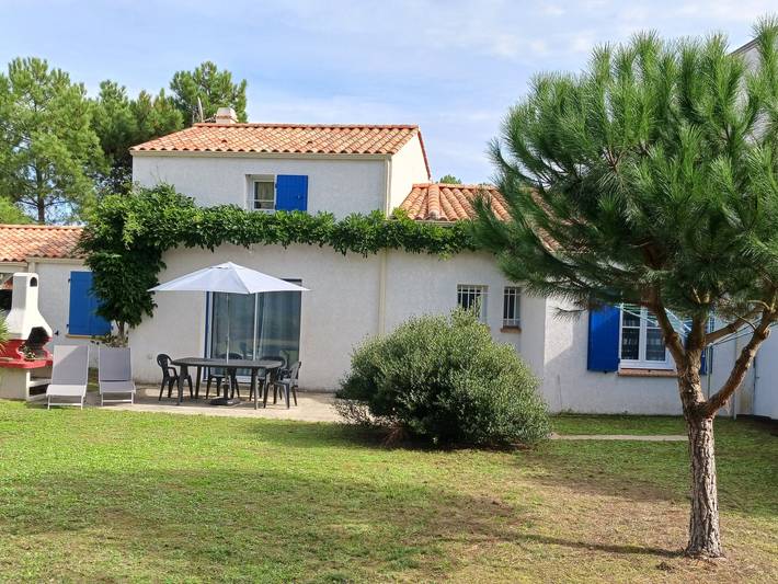 Location de vacances pour 6 personnes, avec jardin dans La Terrière - 2