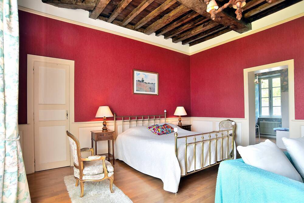 9 Bedroom Castle in Baguer-Morvan in Baguer-Morvan, Región de Saint-Malo
